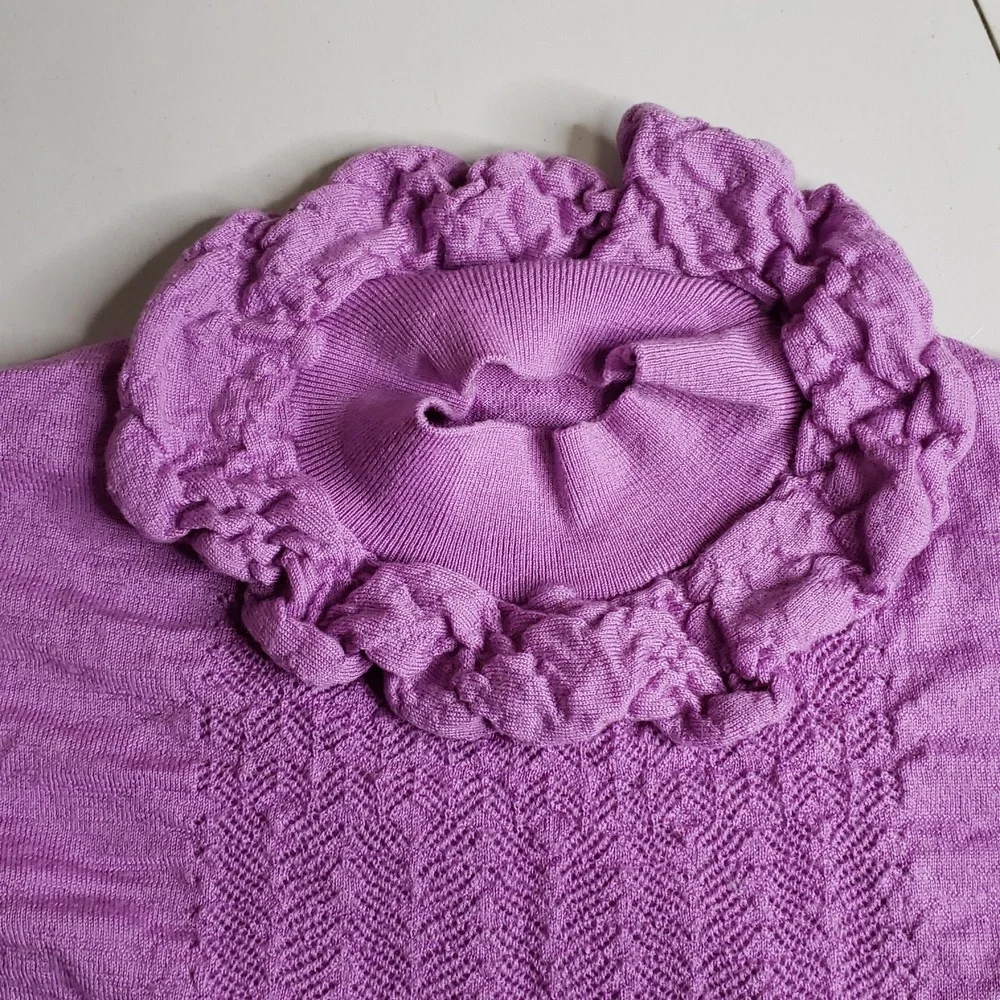 J Crew Knit 100% Merino Wool Mockneck Pointelle Stich Relaxed Sweater Layer